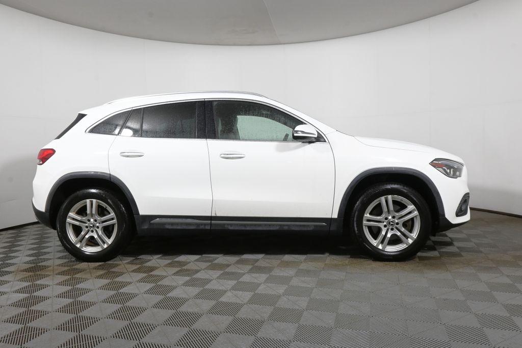 Thumbnail: 2021 Mercedes-Benz GLA - 8