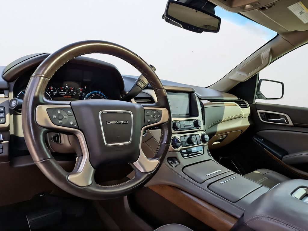 2020 GMC Yukon Denali White at Ultimate Motorsports