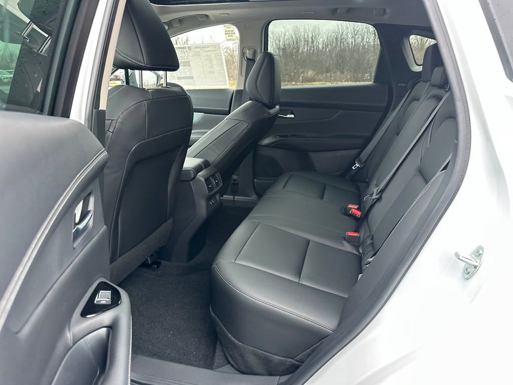 2025 Nissan Murano SL photo