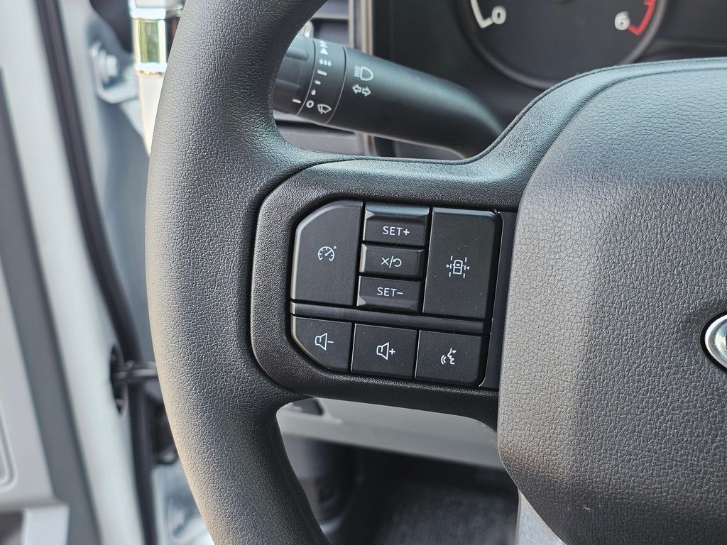 New 2025 White Ford XL image 29