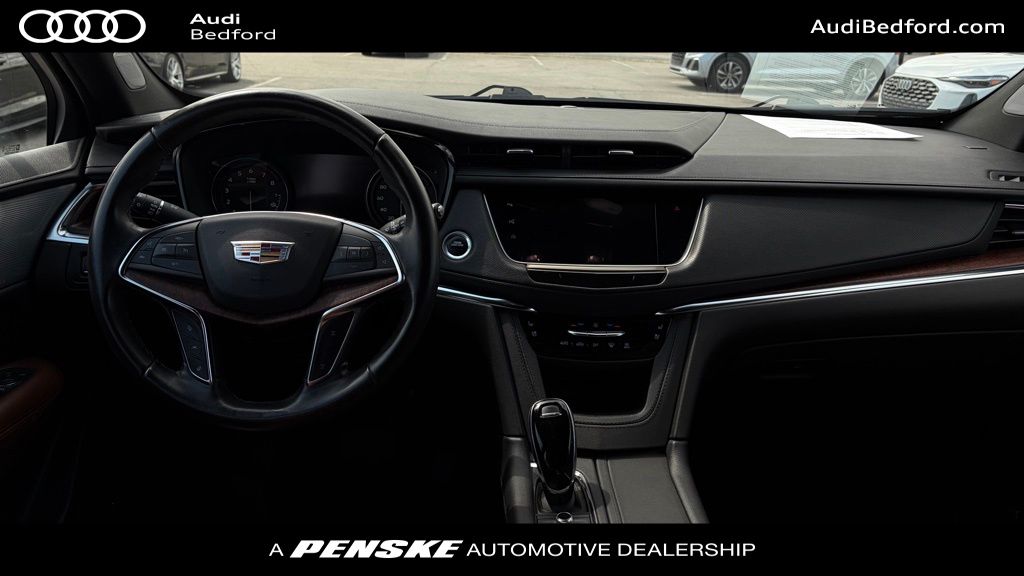Thumbnail: 2022 Cadillac XT5 - 3