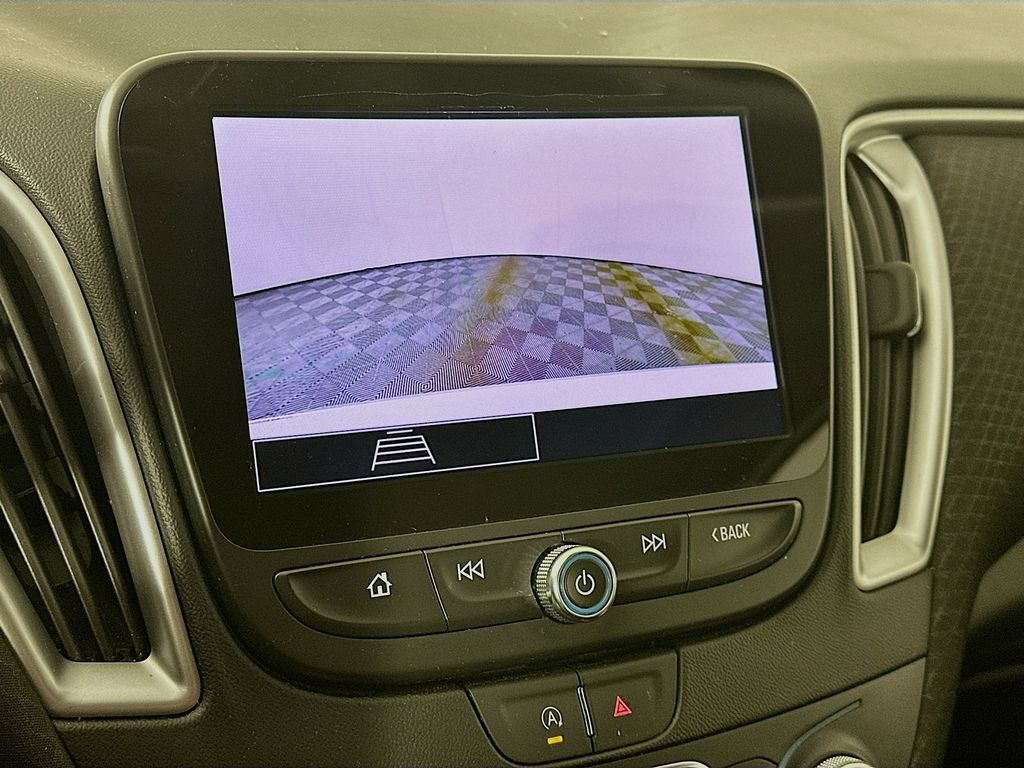 Used 2023 White Chevrolet LT image 19