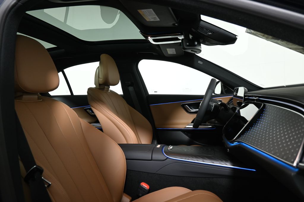 Thumbnail: 2026 Mercedes-Benz E-Class - 21