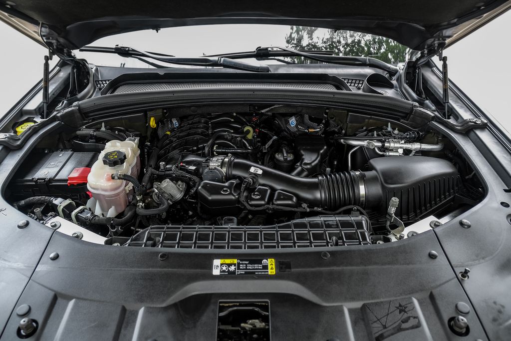 used 2021 Jeep Grand Cherokee L car, priced at $29,168