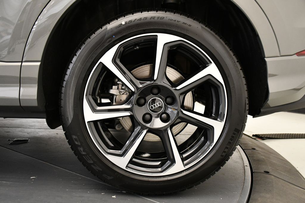 2025 Audi Q3  15