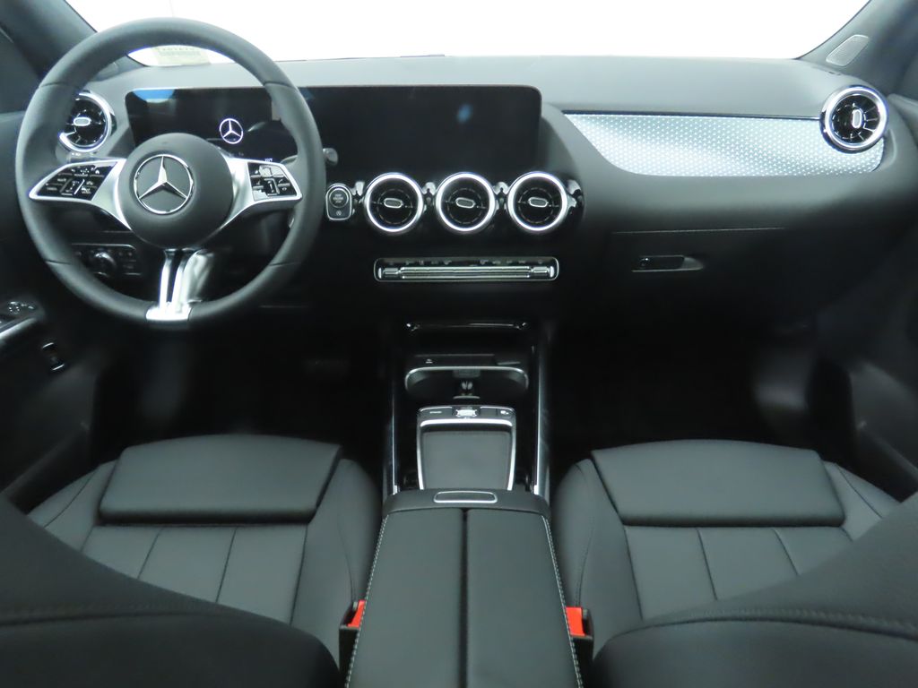 Thumbnail: 2026 Mercedes-Benz GLA - 14