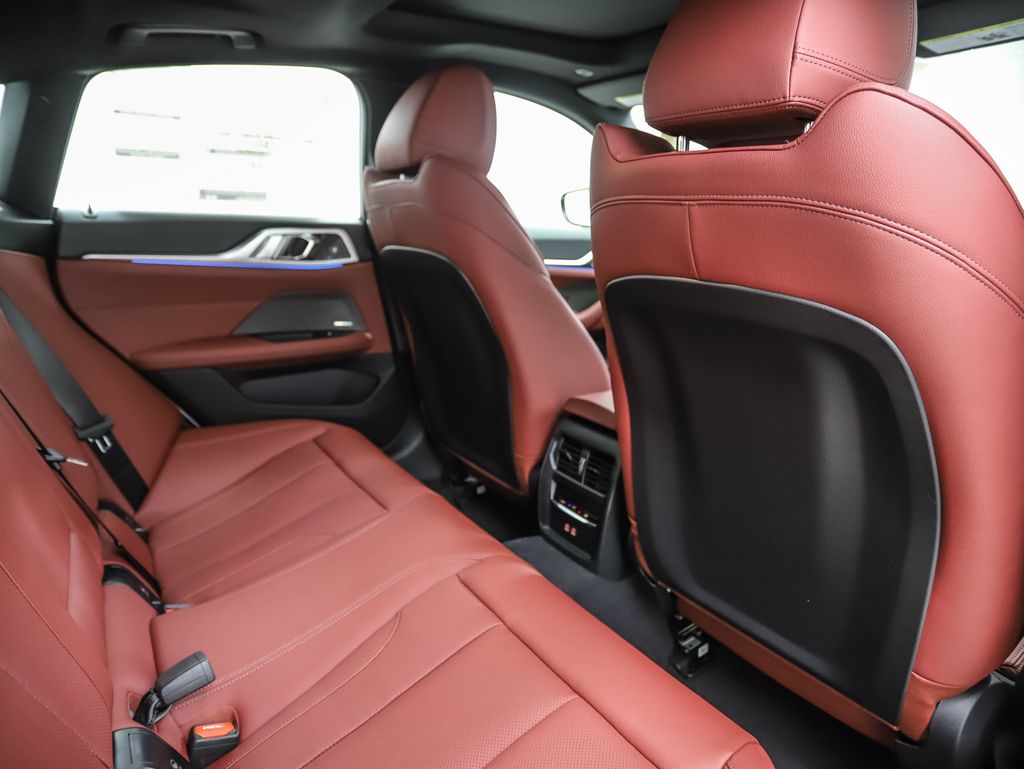 2025 BMW i4 xDrive40 23