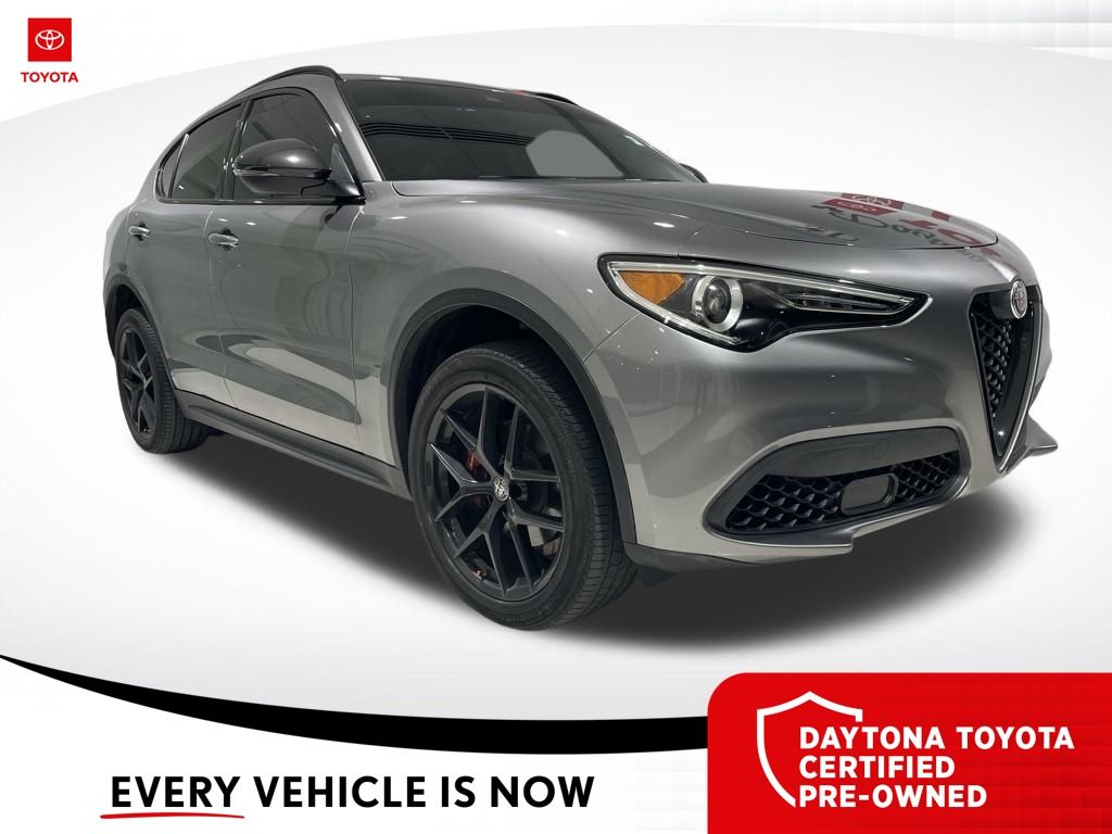 2020 Alfa Romeo Stelvio Base's photo