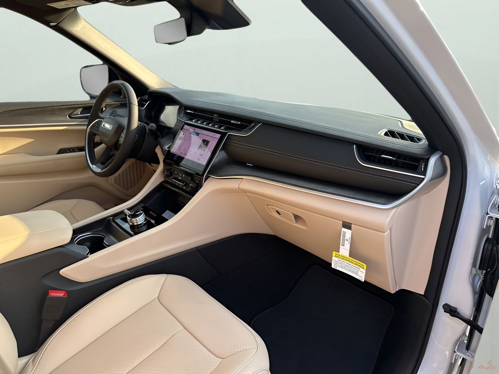 New Car 2025 Jeep Grand Cherokee L  Limited For Sale In Austin, Texas