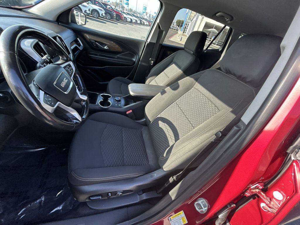 Thumbnail: 2020 GMC Terrain - 11