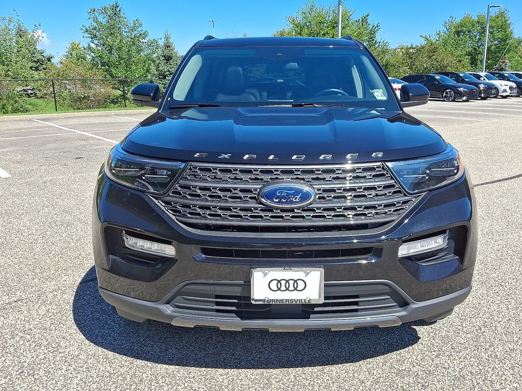 Thumbnail: 2022 Ford Explorer - 2