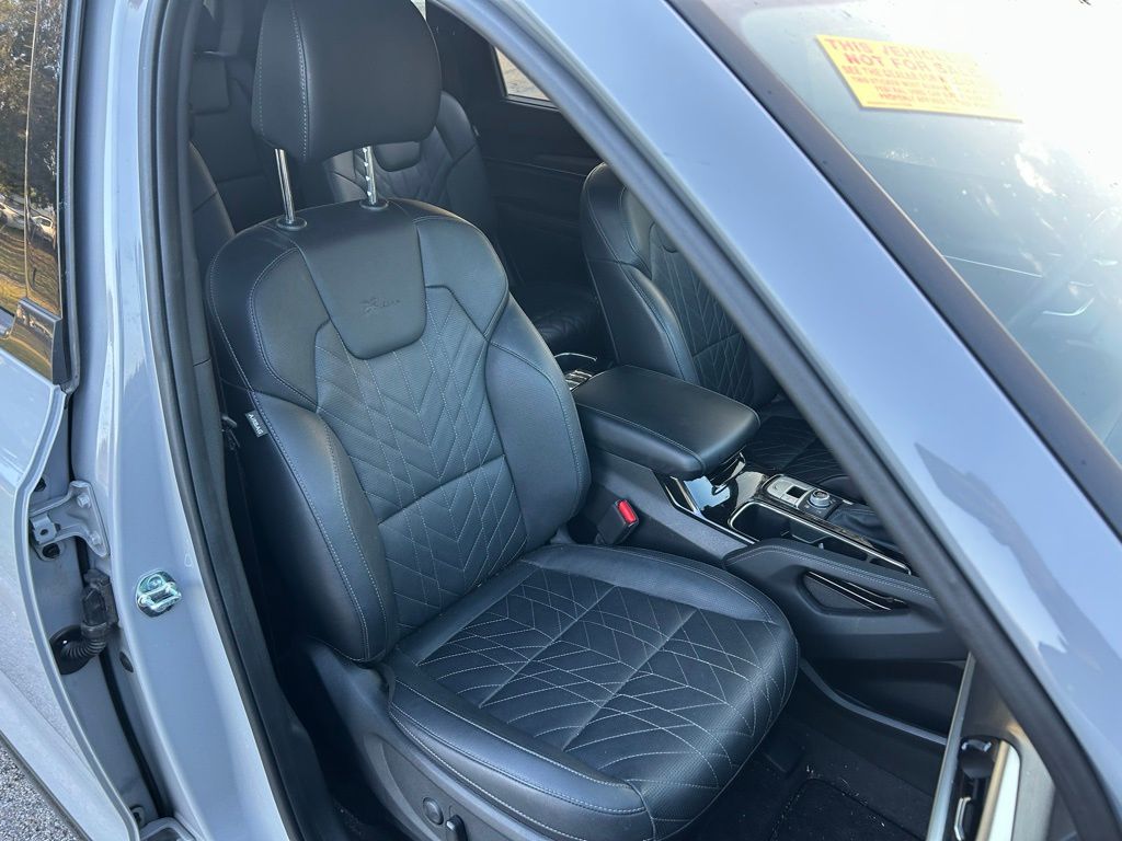 Thumbnail: 2025 Kia Telluride - 16