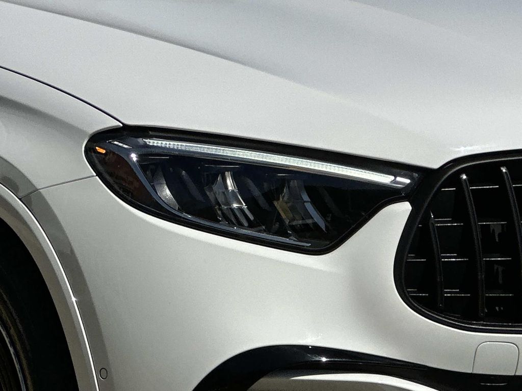 Thumbnail: 2025 Mercedes-Benz GLC - 6