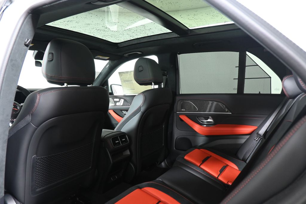 Thumbnail: 2026 Mercedes-Benz GLE - 26