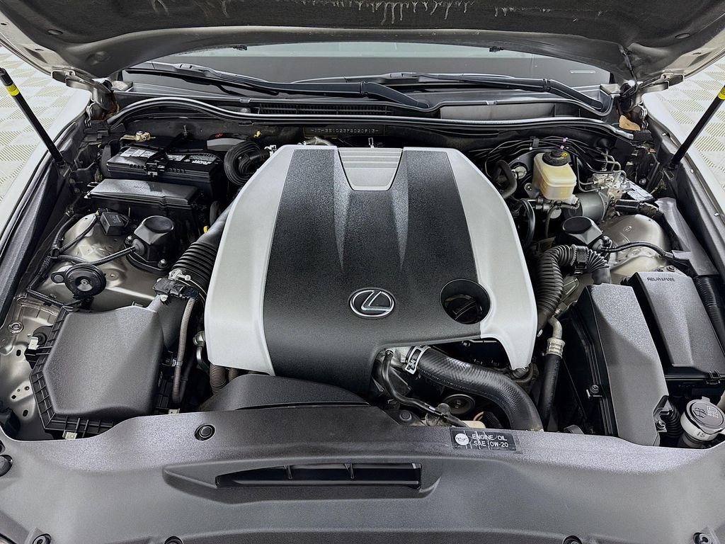 Thumbnail: 2015 Lexus IS - 31
