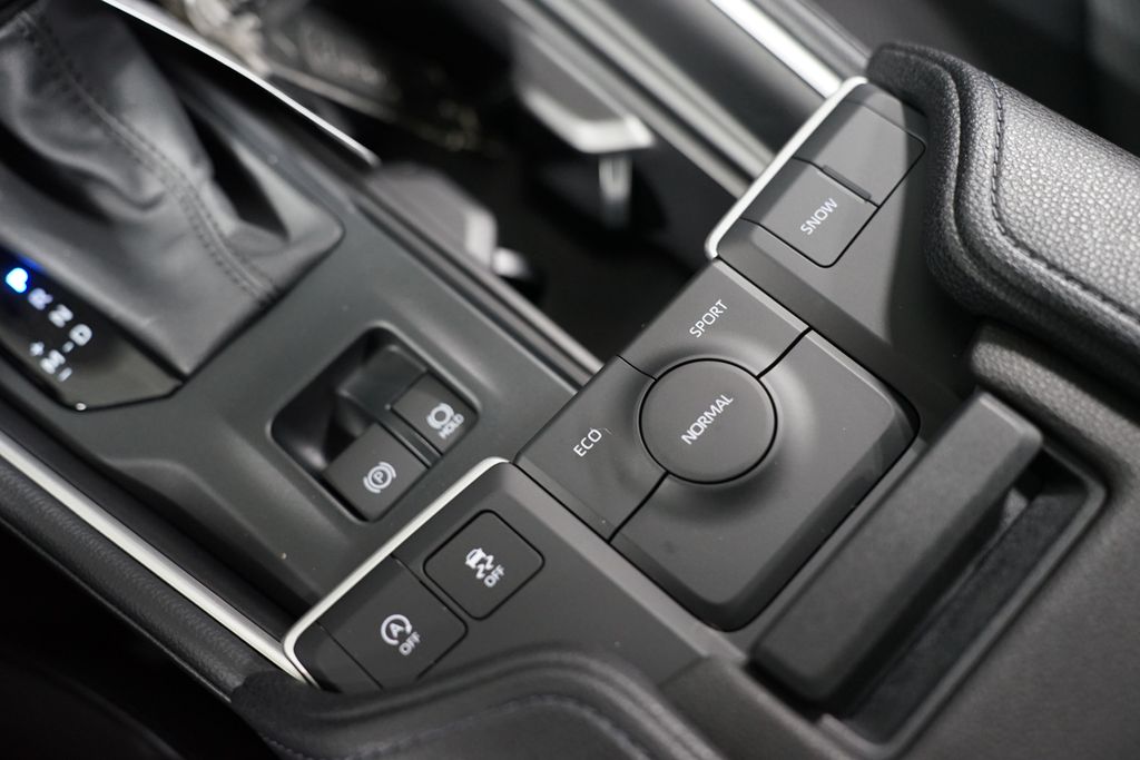 2025 Toyota Grand Highlander Limited 24