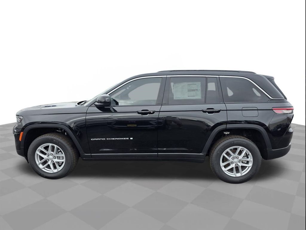 2025 Jeep Grand Cherokee Laredo X - 6