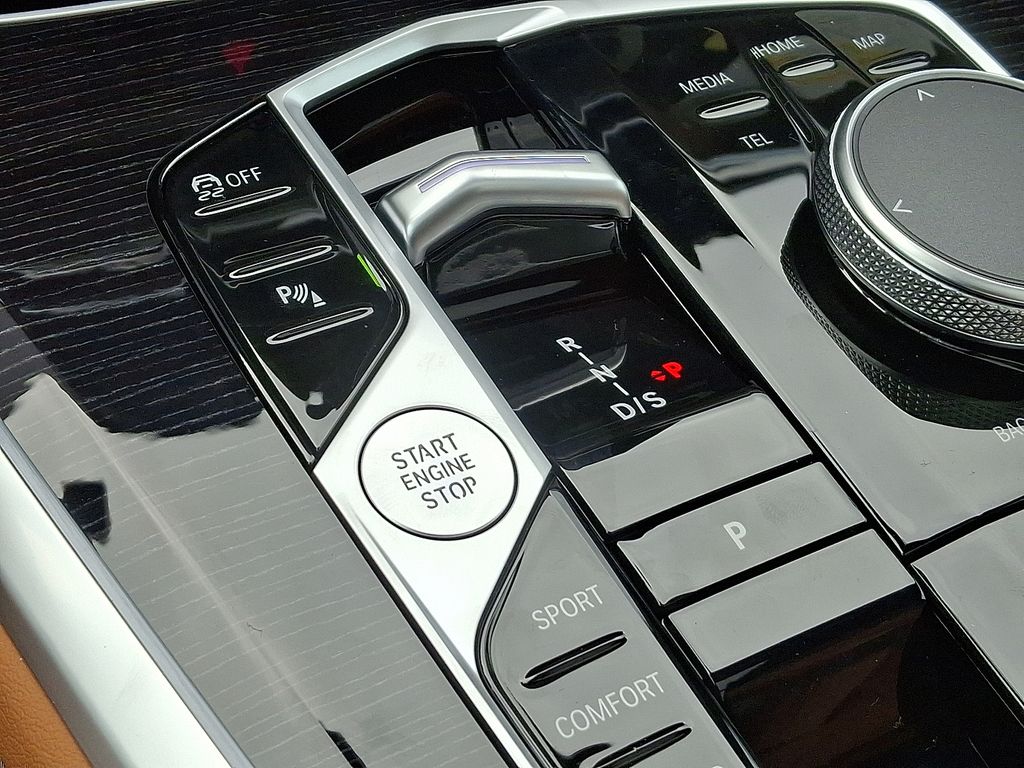 Thumbnail: 2026 BMW X5 - 7