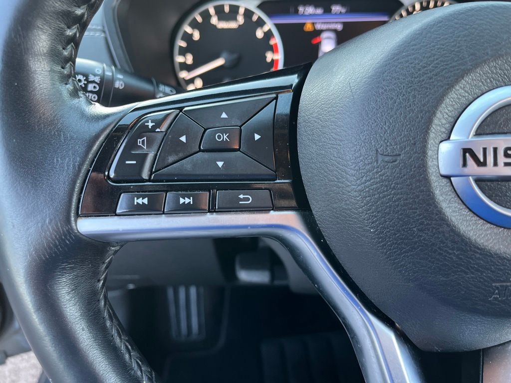 Thumbnail: 2020 Nissan Altima - 21