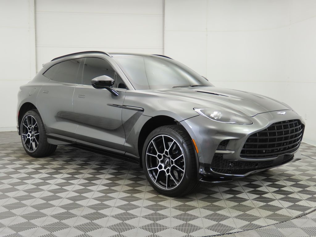 Thumbnail: 2023 Aston Martin DBX - 3