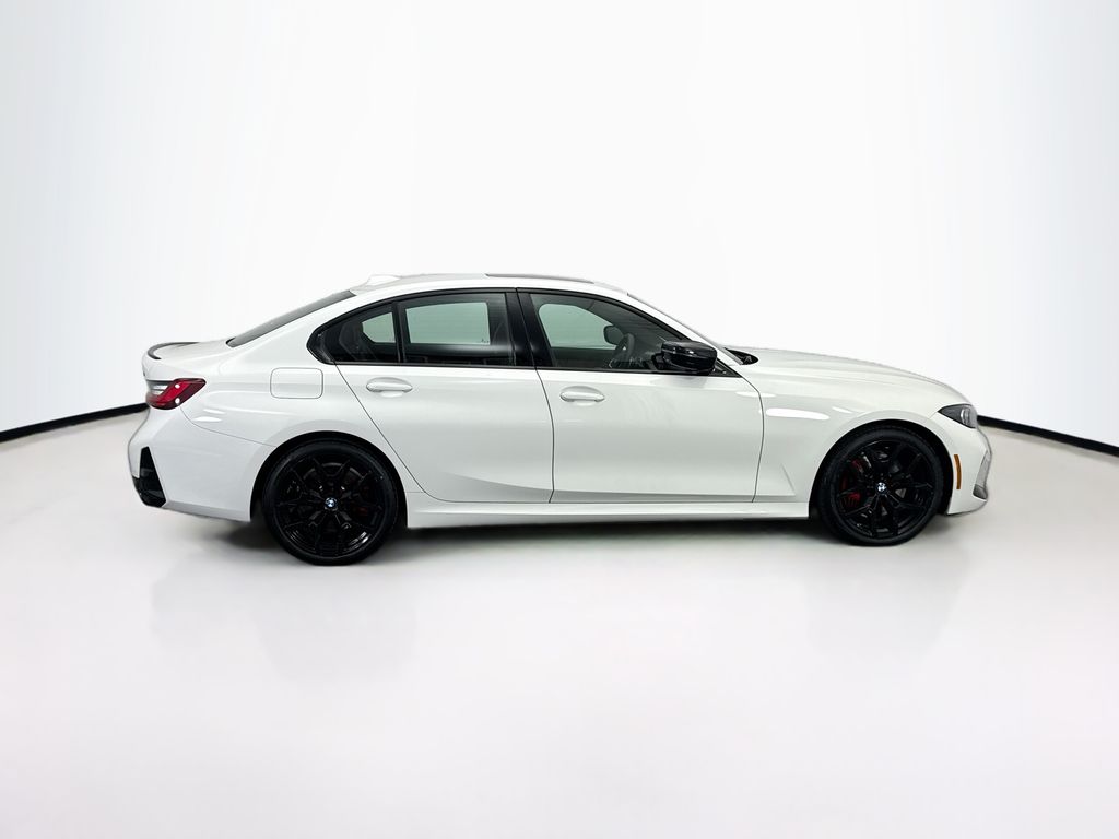 Thumbnail: 2025 BMW 3 Series - 4