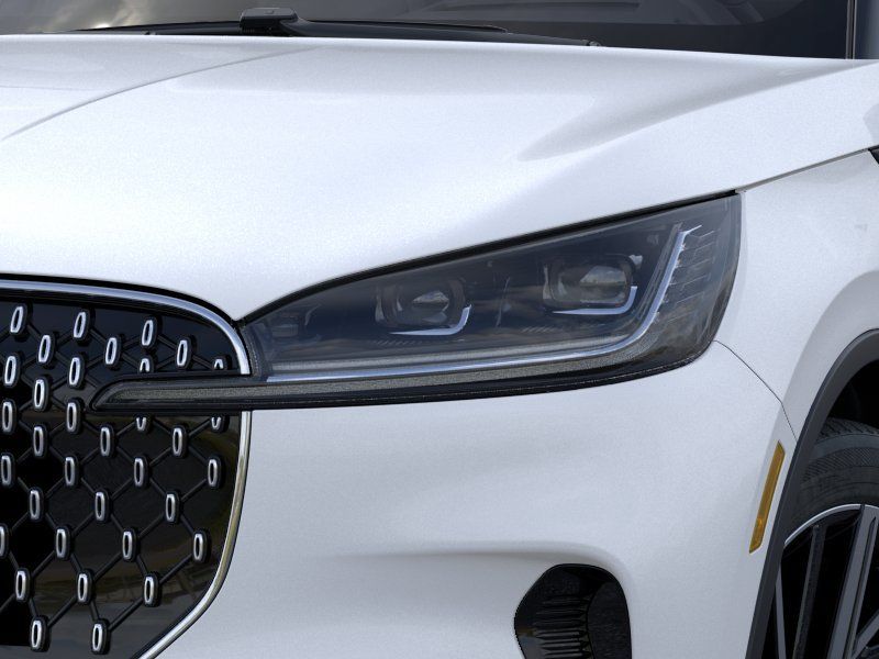 New 2026 Pristine White Metallic Tri-Coat Lincoln Reserve image 18