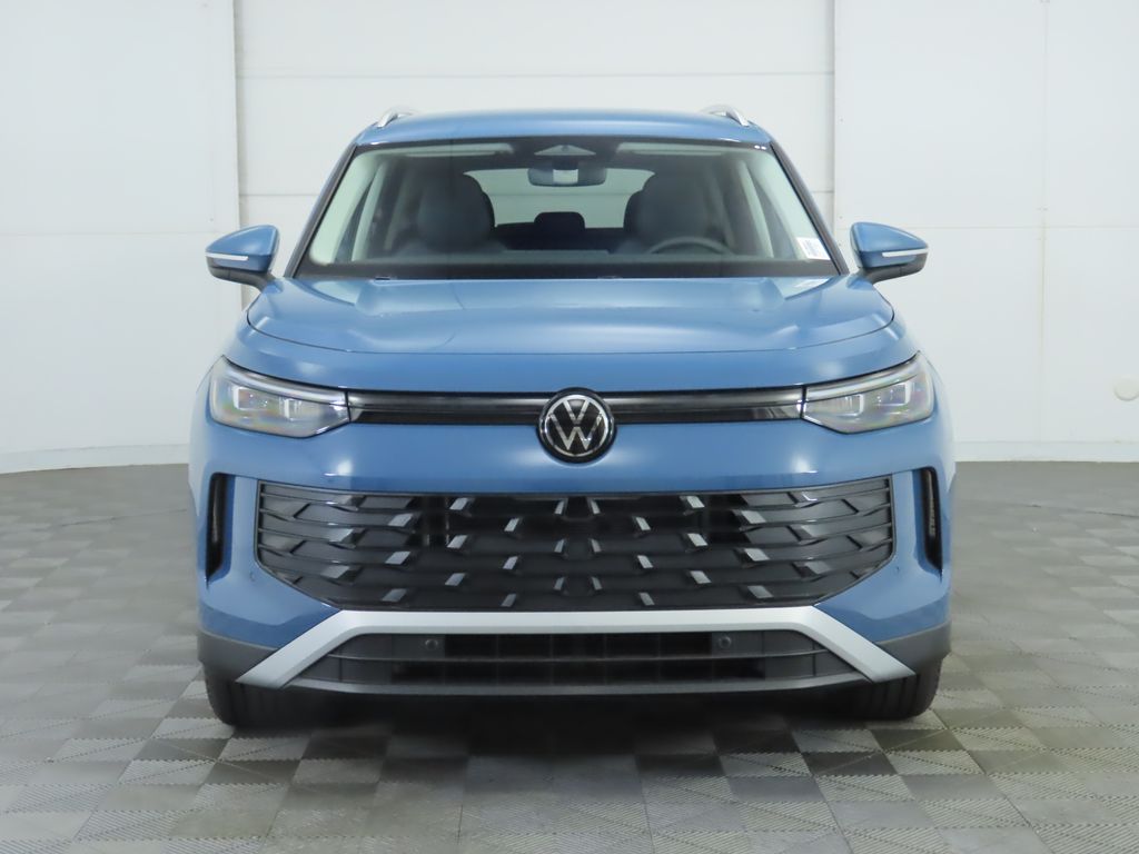 Thumbnail: 2025 Volkswagen Tiguan - 3