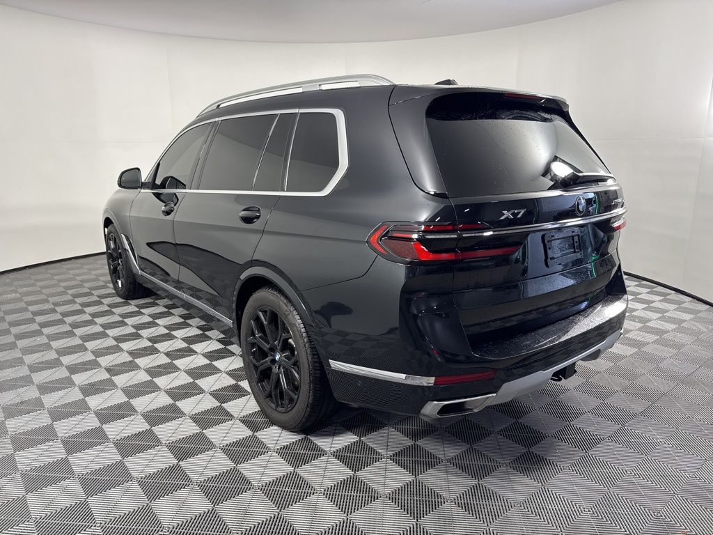 Thumbnail: 2024 BMW X7 - 7