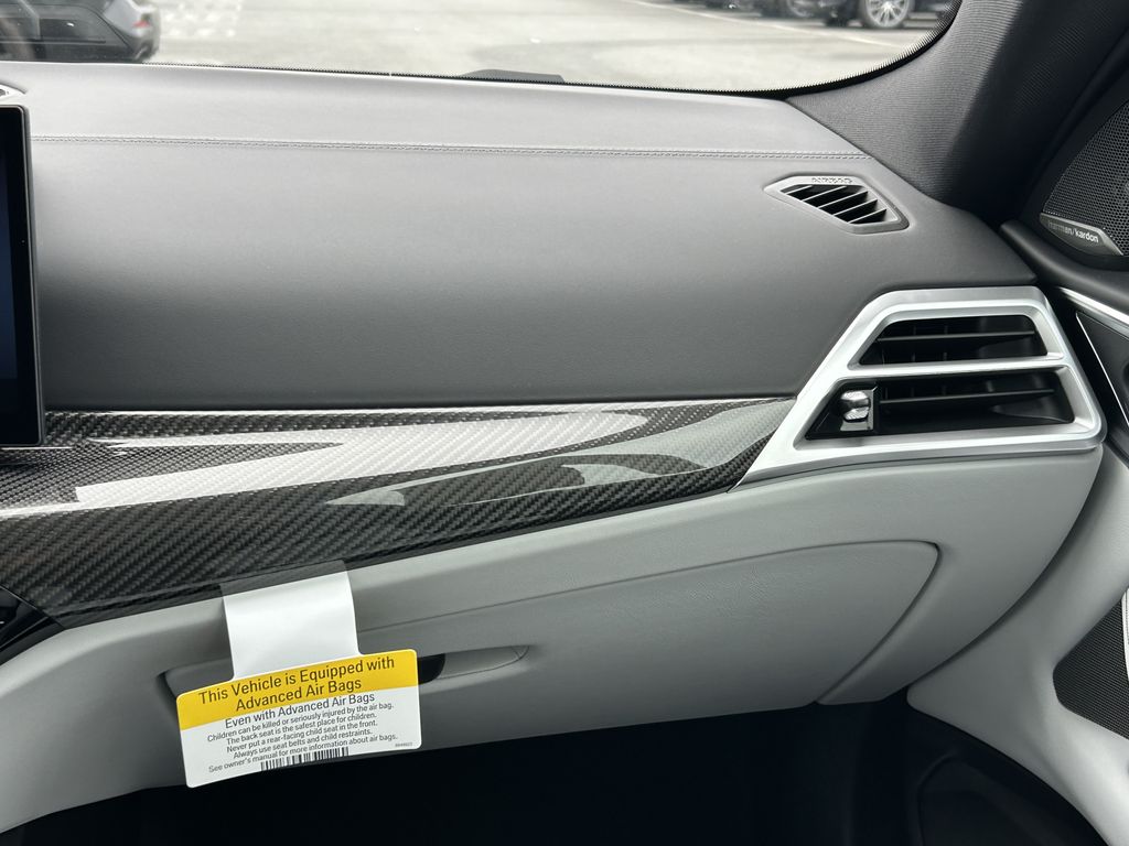 Thumbnail: 2025 BMW M4 - 25