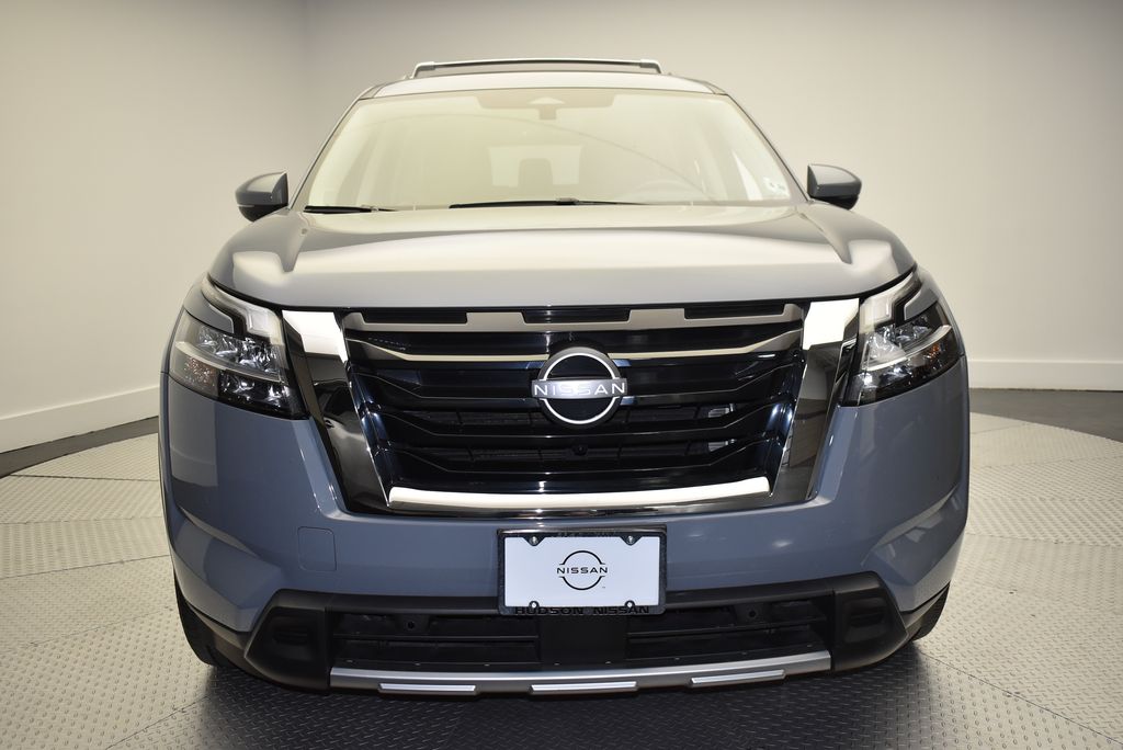 Thumbnail: 2023 Nissan Pathfinder - 2