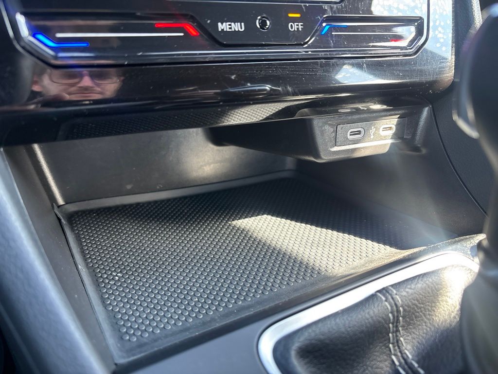 Used 2025 Volkswagen Jetta Sedan