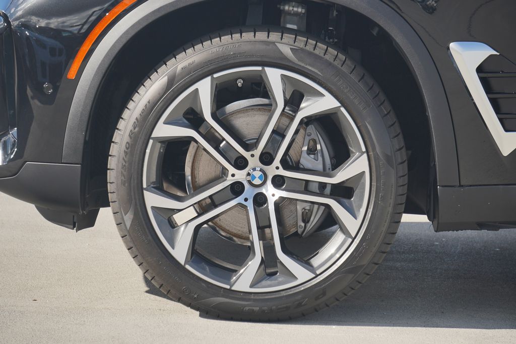 Thumbnail: 2026 BMW X5 - 5