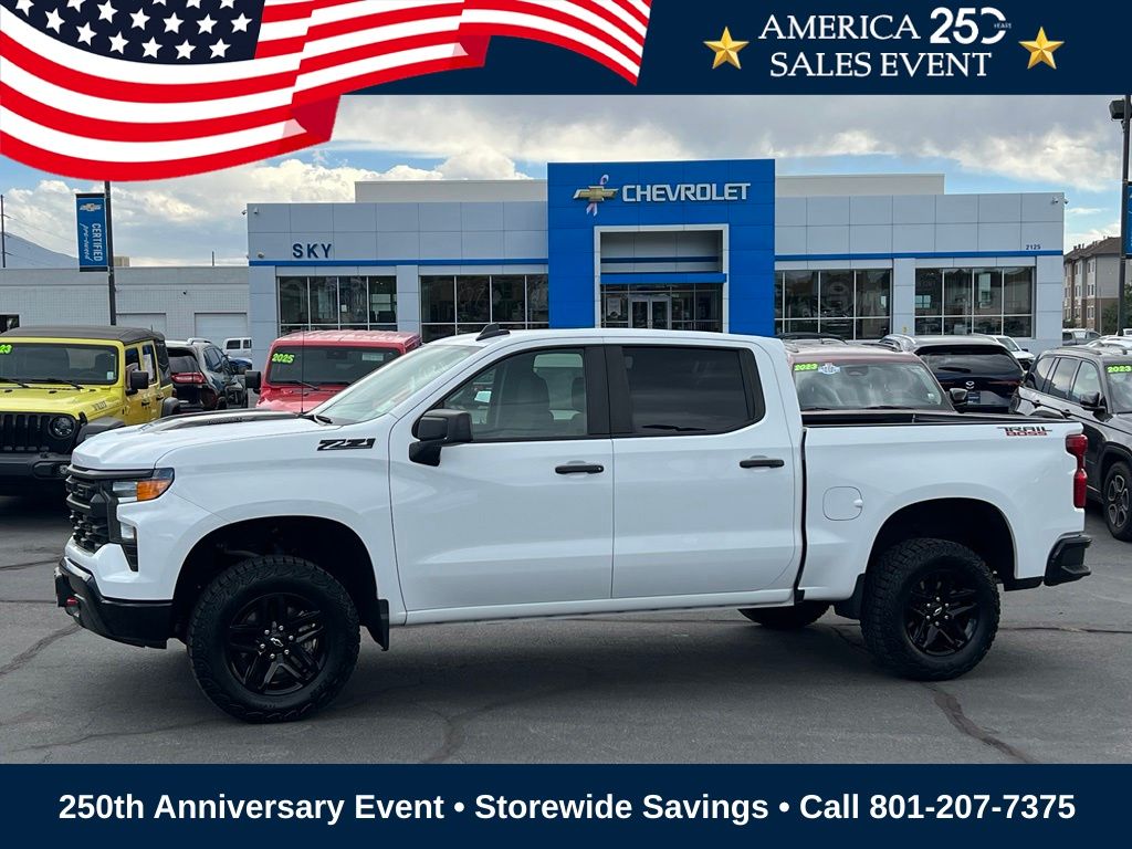 Summit White 2024 Chevrolet Silverado 1500 Pickup Truck Four-Wheel Drive Automatic