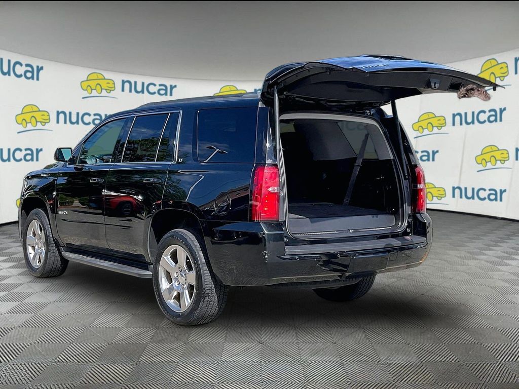 2017 Chevrolet Tahoe — photo 4