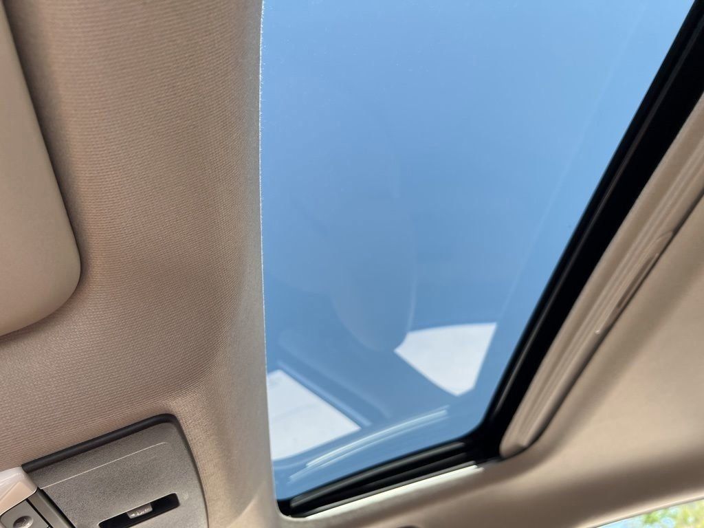 2025 Aspen White Tricoat Nissan Sentra SV FWD Sedan