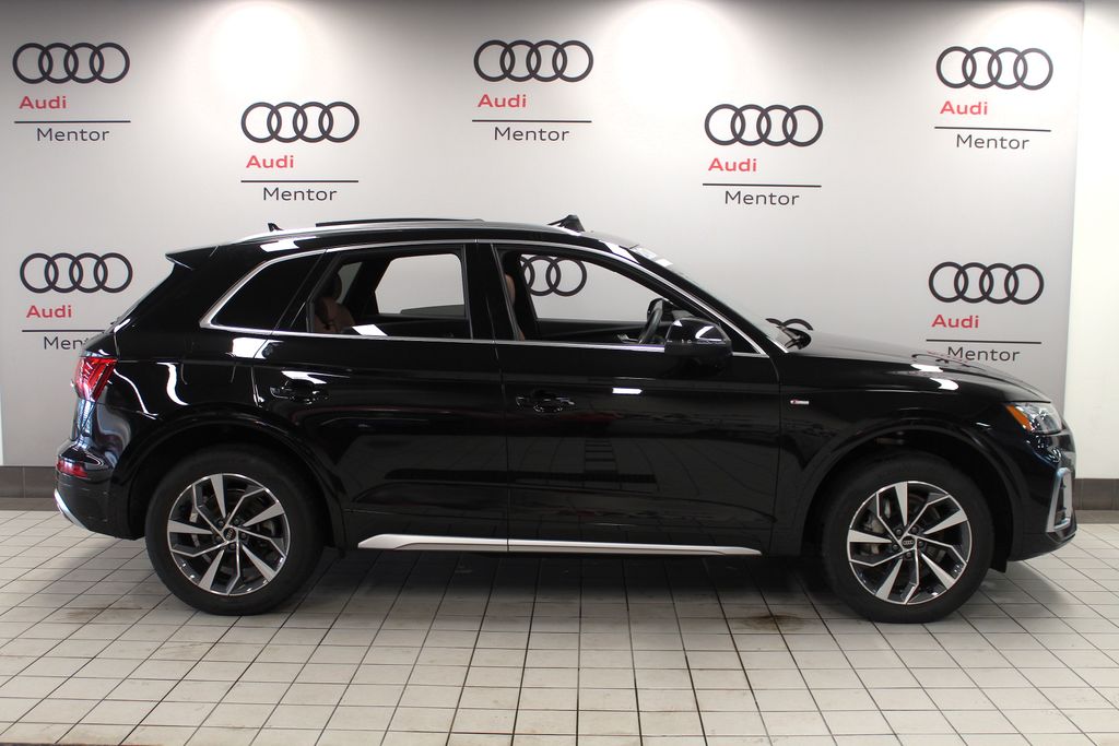 Thumbnail: 2024 Audi Q5 - 7