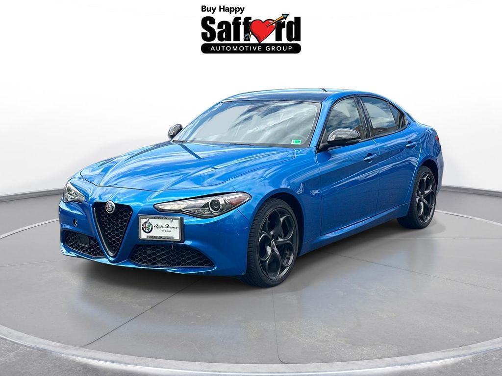 2019 Alfa Romeo Giulia Base