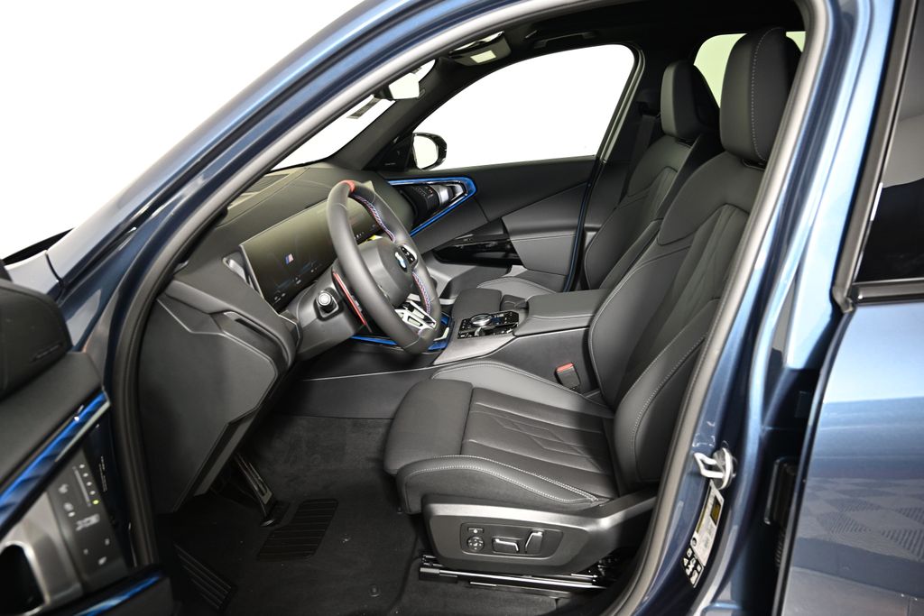 Thumbnail: 2026 BMW X3 - 15