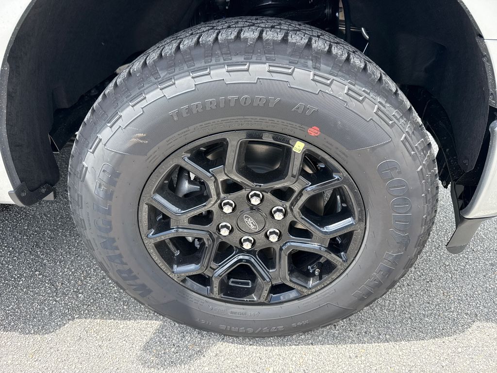 New 2026 Silver Ford XLT image 11