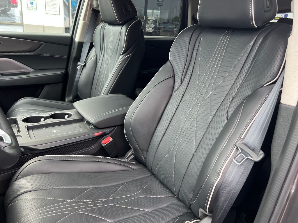 Thumbnail: 2026 Acura MDX - 16