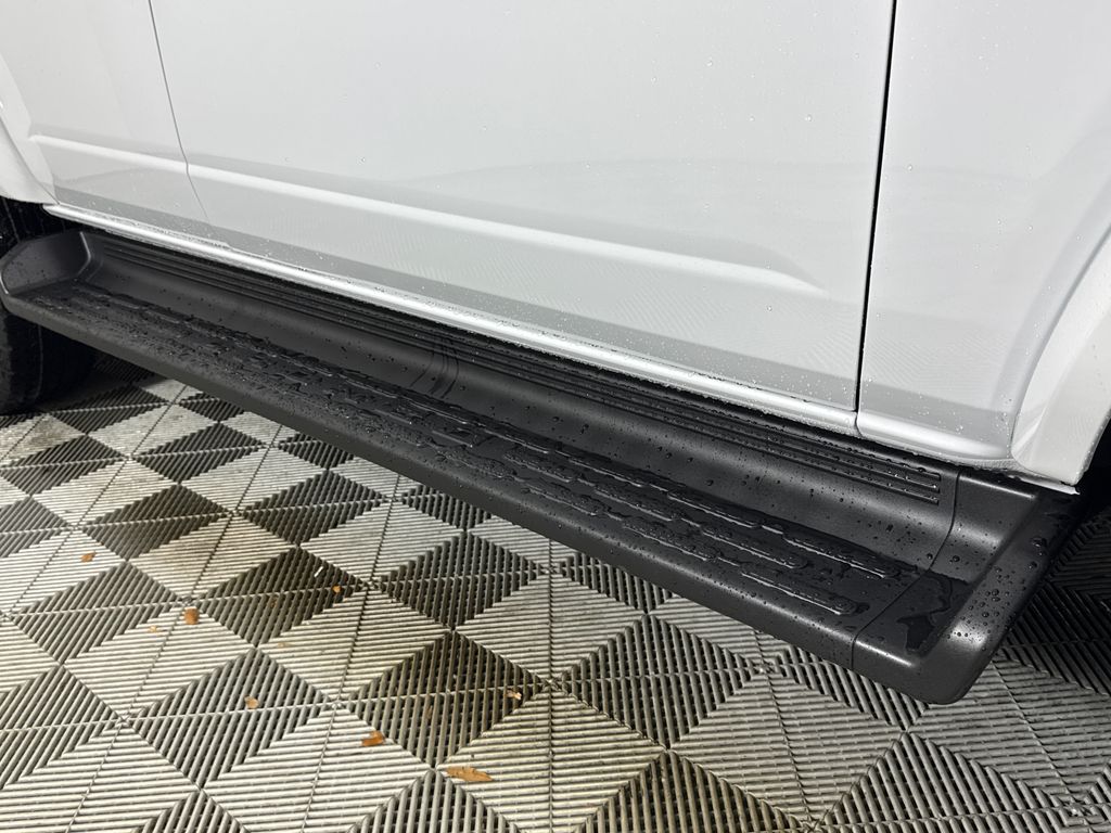 2026 Oxford White Ford Bronco Outer Banks 4X4 SUV