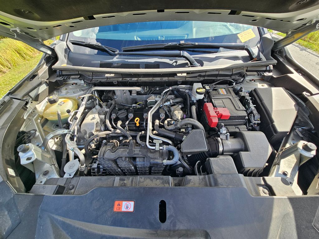 Thumbnail: 2024 Mitsubishi Outlander - 11