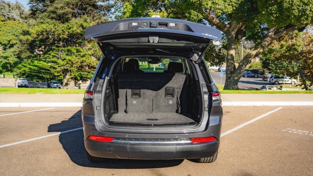 Used 2021 Jeep Grand Cherokee L Limited 4D Sport Utility