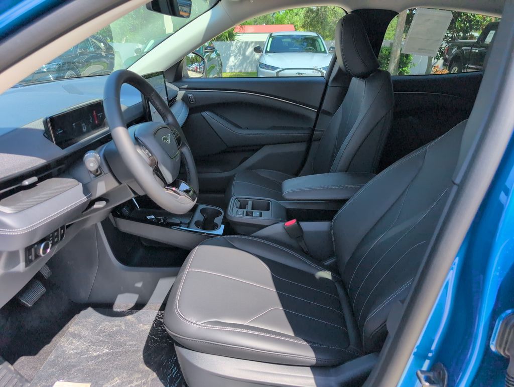 New 2026 Blue Ford Select image 5