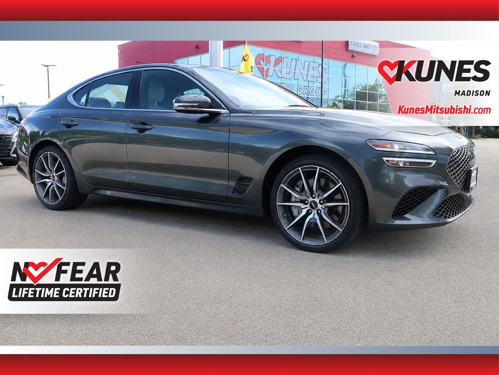 Makalu Gray 2025 Genesis G70 Sedan Rear-Wheel Drive 8-Speed Automatic