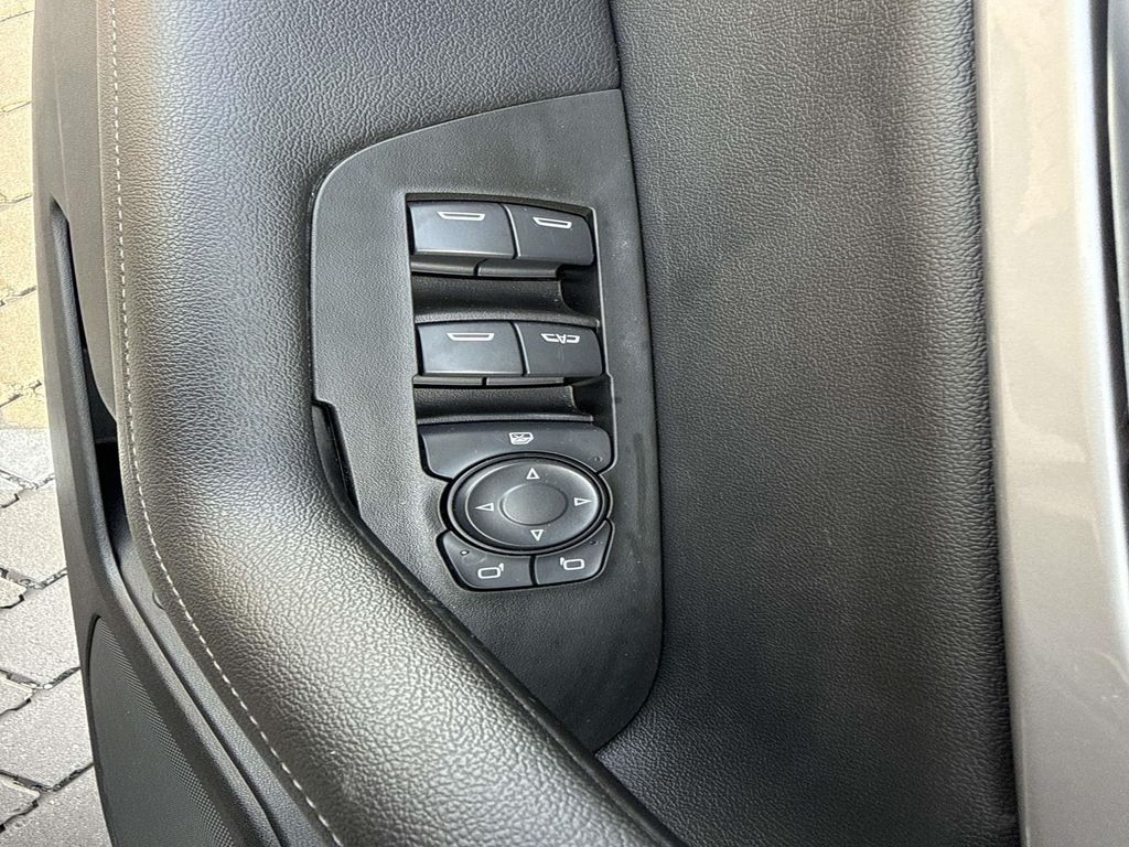 Used 2021 Gray Chevrolet LT image 17