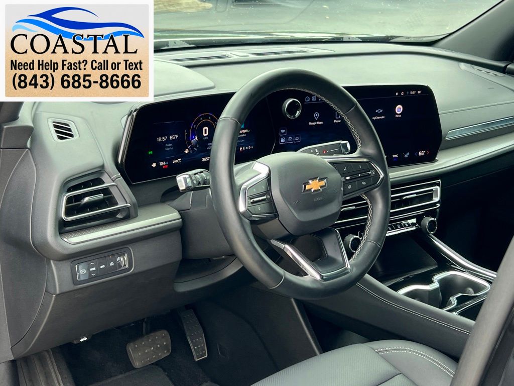 2025 Chevrolet Traverse LT Black at Bob Mills Chevrolet