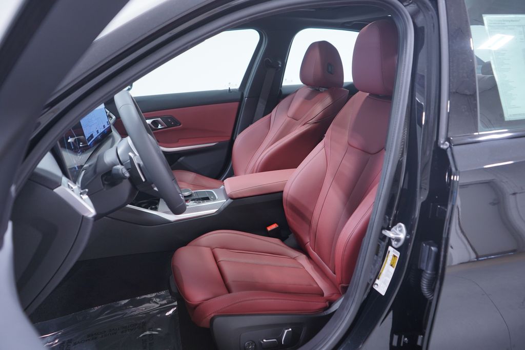 Thumbnail: 2026 BMW 3 Series - 6