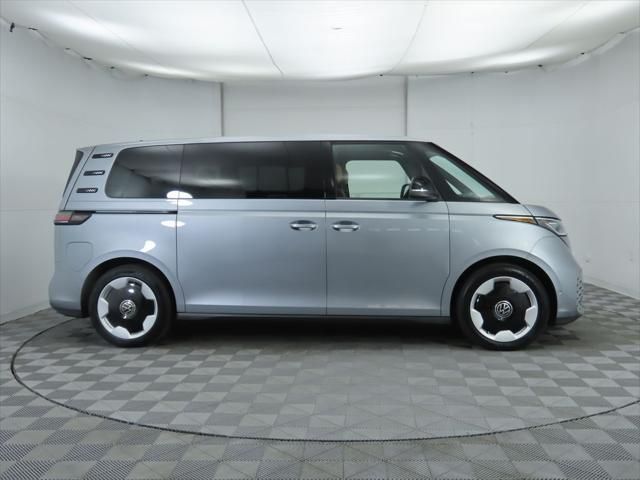 Thumbnail: 2025 Volkswagen ID.Buzz - 4