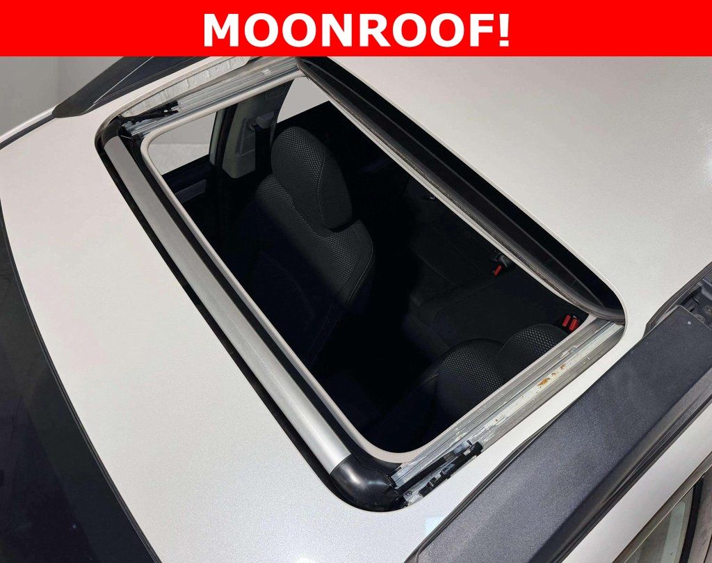 Used 2017 Crystal White Pearl Subaru 2.5i Premium image 13